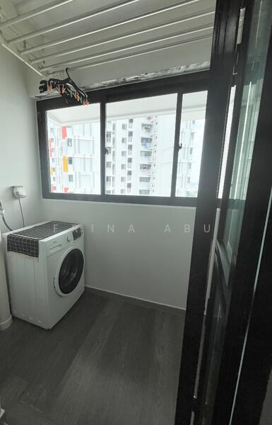 635B Senja Road HDB Flat For Sale at S$ 689,000 | PropertyGuru Singapore - Balcony