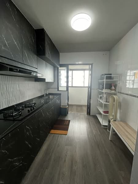 635B Senja Road, 635B Senja Road, 3 Bedrooms, 990 sqft, HDB Flat For Sale, by Frina Abu, 500046809 - Kitchen - PropertyGuru.com.sg