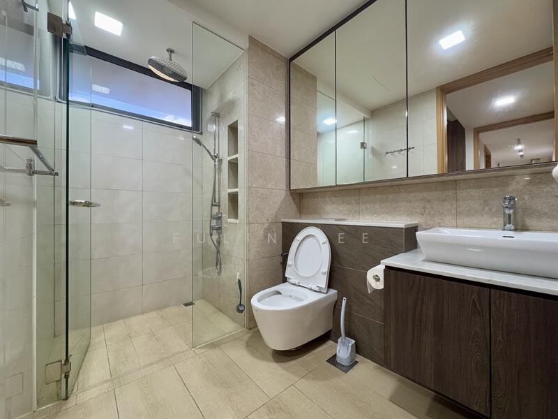 Bartley Residences Condominium For Sale at S$ 2,190,000 | PropertyGuru Singapore - Bathroom