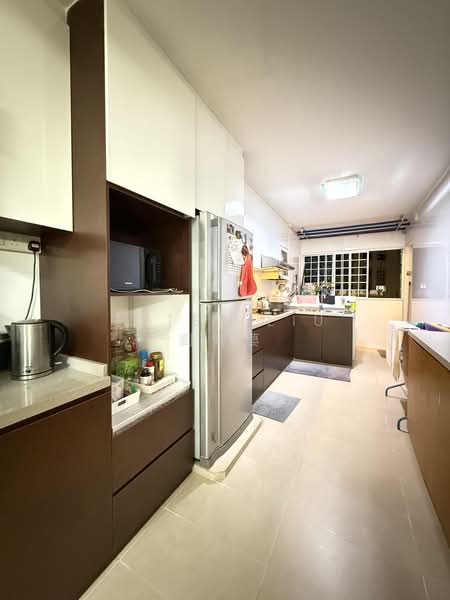 174 Yishun Avenue 7, 174 Yishun Avenue 7, 4 Bedrooms, 1,302 sqft, HDB Flat For Sale, by Estee Liu 劉俐蘡, 500046899 - Kitchen - PropertyGuru.com.sg