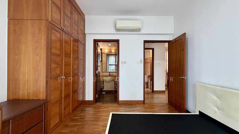 Tanglin View Condominium For Sale at S$ 1,620,000 | PropertyGuru Singapore - Master bedroom