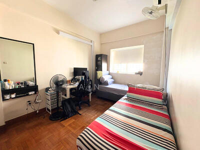 For Sale - Hillington Green