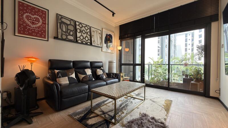 River Place Condominium For Sale at S$ 2,280,000 | PropertyGuru Singapore - Living Room