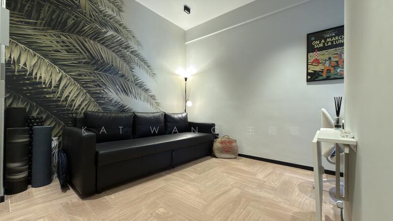 River Place Condominium For Sale at S$ 2,280,000 | PropertyGuru Singapore - Living Room