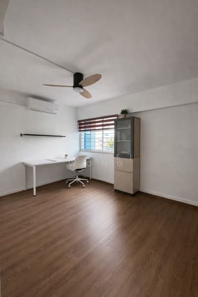 122 Paya Lebar Way HDB Flat For Sale at S$ 555,000 | PropertyGuru Singapore - Room 2