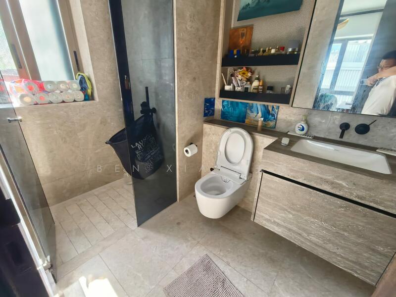 The Reef at King's Dock, 22 Harbourfront Avenue, 2 Bedrooms, 721 sqft, Condominium For Rent, by Ben XIA 夏天鹏, 500046957 - Bathroom - PropertyGuru.com.sg