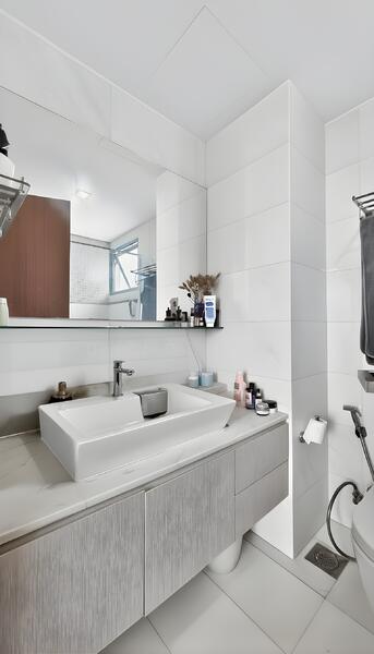 Vista Residences, 28 Jalan Datoh, 3 Bedrooms, 1,173 sqft, Condominium For Rent, by Ding S.Z, 500046991 - Master Bathroom - PropertyGuru.com.sg