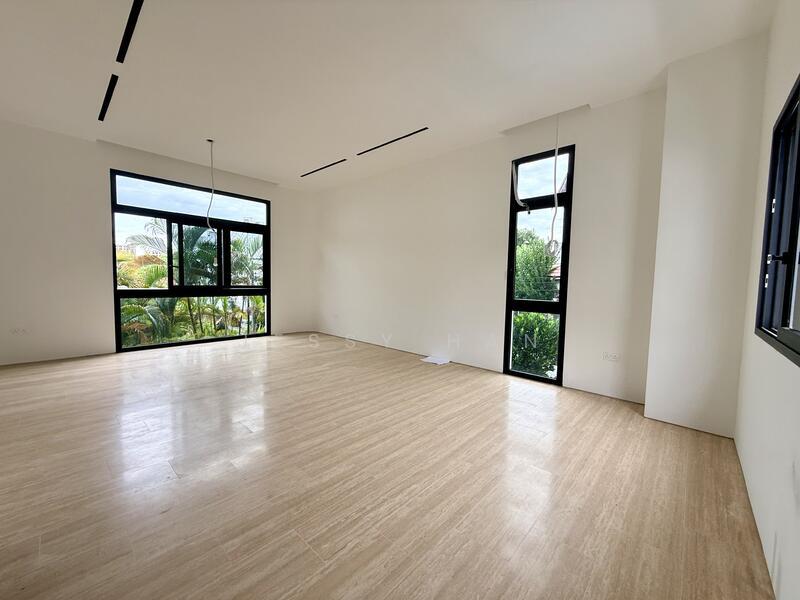 Brand New 2.5+Basement Storey Detached @ Grove Drive, Holland Grove Dr, Henry Park Pri, Mt Sinai, Detached House For Sale at S$ 19,800,000 | PropertyGuru Singapore - Living Room