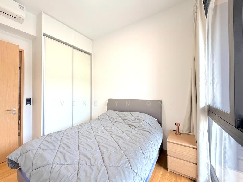 Peak Residence Condominium For Sale at S$ 2,380,000 | PropertyGuru Singapore - Master Bedroom