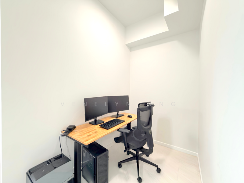 Peak Residence Condominium For Sale at S$ 2,380,000 | PropertyGuru Singapore - Study