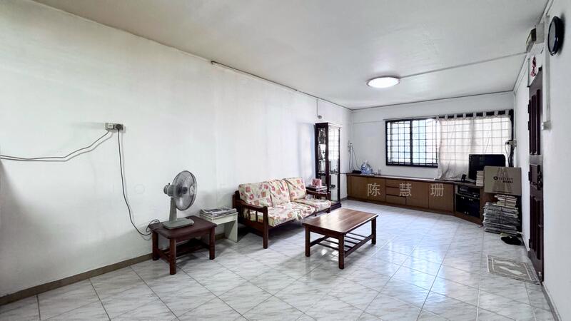 For Sale - 711 Hougang Avenue 2