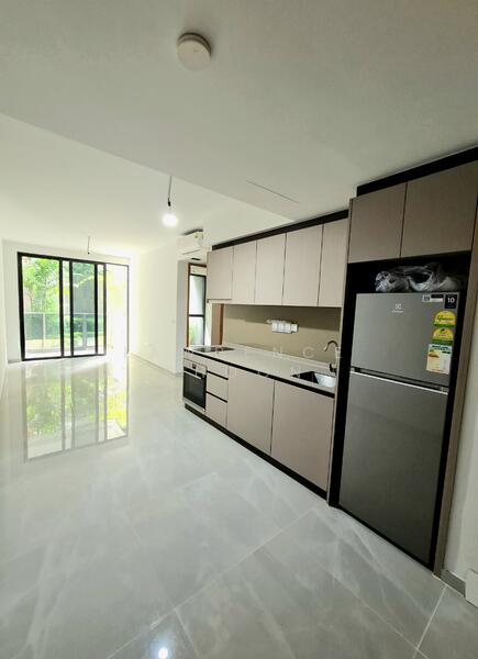 Penrose, 20 Sims Drive, 1 Bedroom, 560 sqft, Condominium For Rent, by Lawrence Phoon, 500047008 - PropertyGuru.com.sg