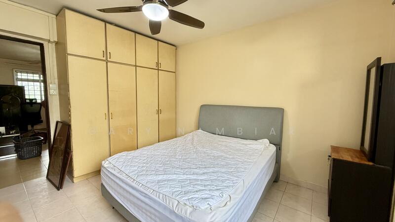 For Sale - 216 Yishun Street 21