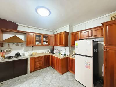 For Sale - 364 Tampines Street 34