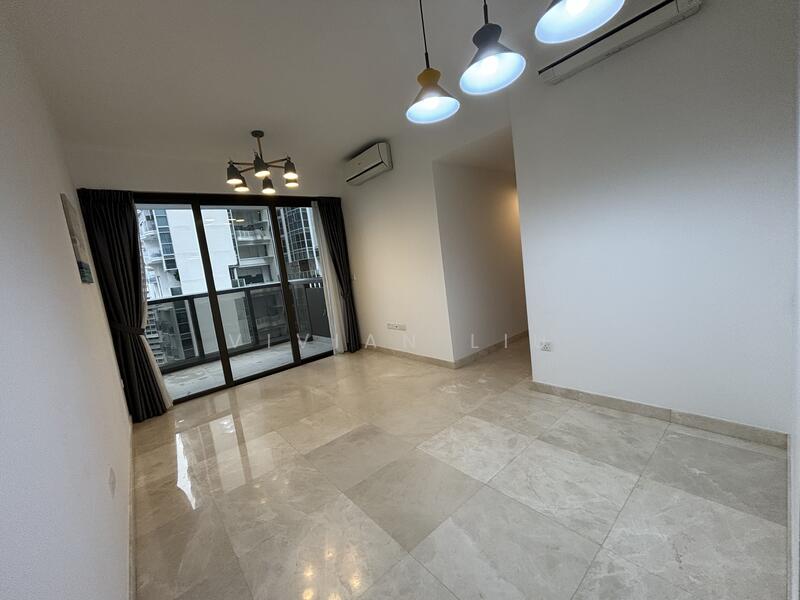 Commonwealth Towers Condominium For Sale at S$ 2,350,000 | PropertyGuru Singapore - Living Room