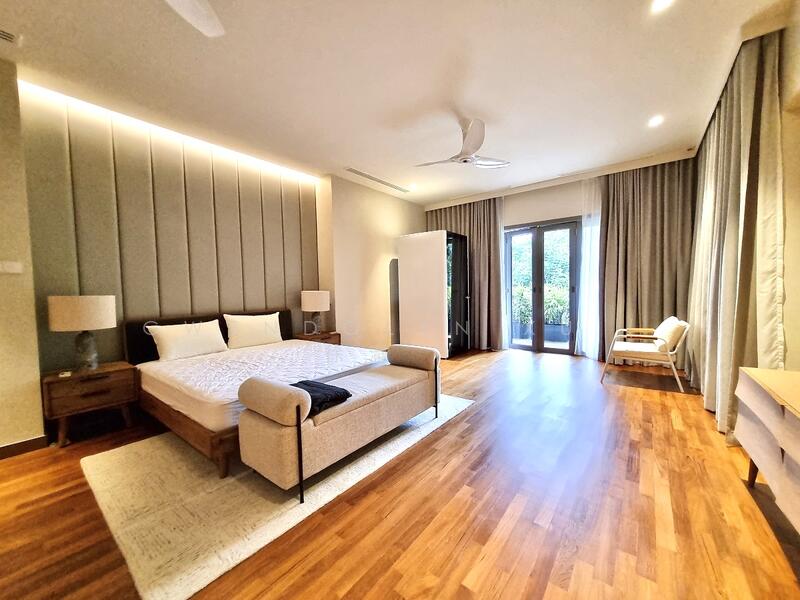 Cluny Park, Cluny Park, 5 Bedrooms, 7,736 sqft, Detached House For Rent, by Gwendolyn Xu ( 徐瀞 ), 500047217 - Master Bedroom - PropertyGuru.com.sg