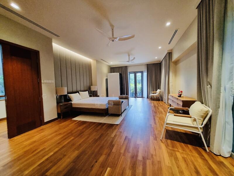 Cluny Park, Cluny Park, 5 Bedrooms, 7,736 sqft, Detached House For Rent, by Gwendolyn Xu ( 徐瀞 ), 500047217 - Master Bedroom - PropertyGuru.com.sg