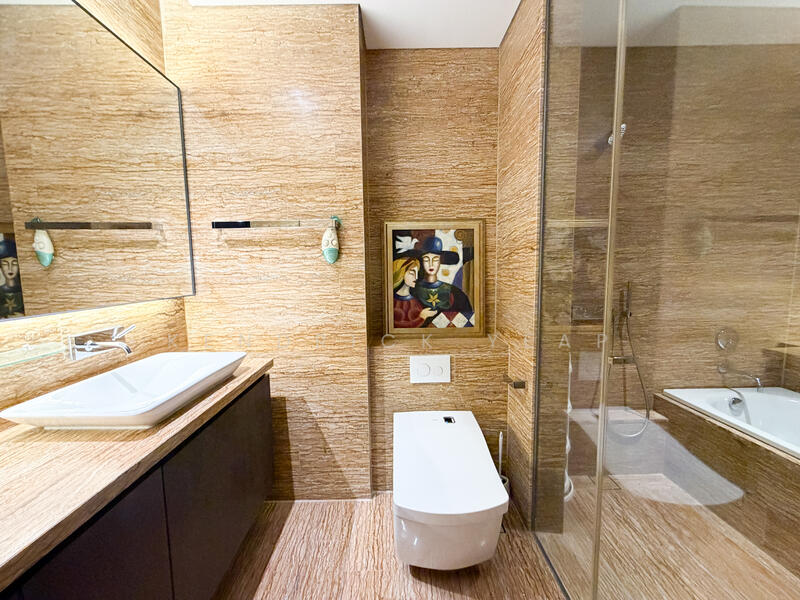 Corals at Keppel Bay Condominium For Sale at S$ 8,500,000 | PropertyGuru Singapore - Bathroom