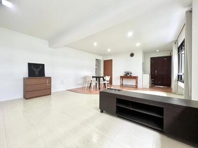 For Sale - 421 Canberra Road