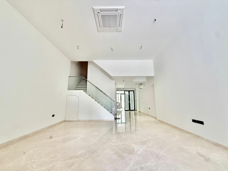 🌟Exclusive Brand New Freehold Landed Residence near Kovan MRT Terraced House For Sale at S$ 6,499,999 | PropertyGuru Singapore - Interior