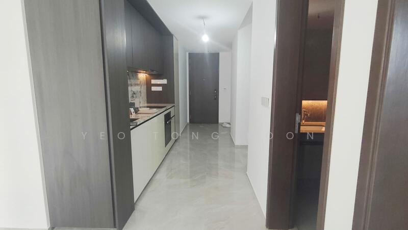 Tembusu Grand Condominium For Sale at S$ 1,350,000 | PropertyGuru Singapore - Kitchen