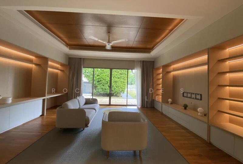 Cluny Park, Cluny Park, 5 Bedrooms, 7,736 sqft, Detached House For Rent, by Rochelle De S Meegolle, 500047364 - Living Room - PropertyGuru.com.sg