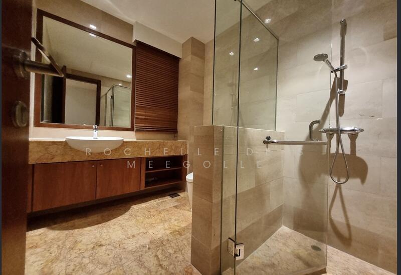 Cluny Park, Cluny Park, 5 Bedrooms, 7,736 sqft, Detached House For Rent, by Rochelle De S Meegolle, 500047364 - Bathroom - PropertyGuru.com.sg