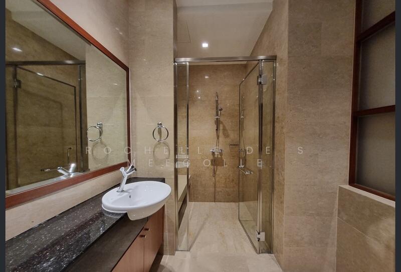 Cluny Park, Cluny Park, 5 Bedrooms, 7,736 sqft, Detached House For Rent, by Rochelle De S Meegolle, 500047364 - Bathroom - PropertyGuru.com.sg