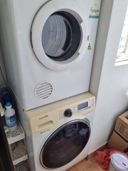 For Rent - Robin Regalia