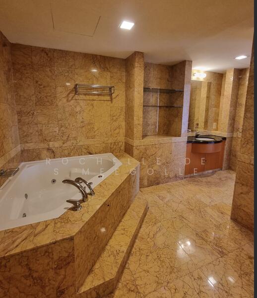 Orchard Scotts, 11 Anthony Road, 4 Bedrooms, 2,508 sqft, Condominium For Rent, by Rochelle De S Meegolle, 500047389 - Bathroom - PropertyGuru.com.sg