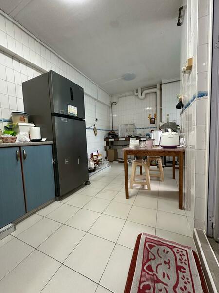 246 Kim Keat Link HDB Flat For Sale at S$ 699,999 | PropertyGuru Singapore - Kitchen