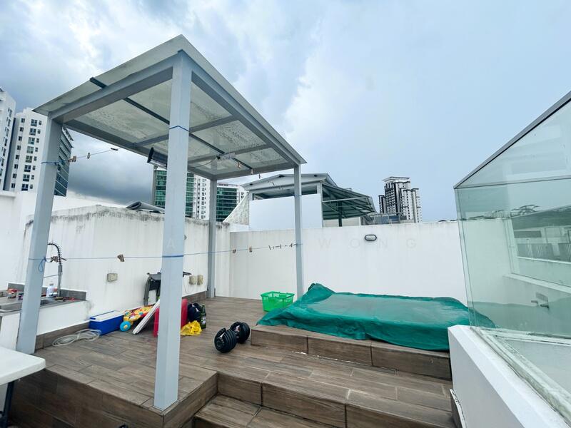 Natura @ Hillview Condominium For Sale at S$ 1,260,000 | PropertyGuru Singapore - Roof