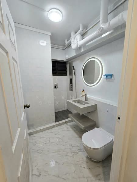 670 Woodlands Drive 71 HDB Flat For Sale at S$ 799,999 | PropertyGuru Singapore - Common Toilet (Virtually Staged)