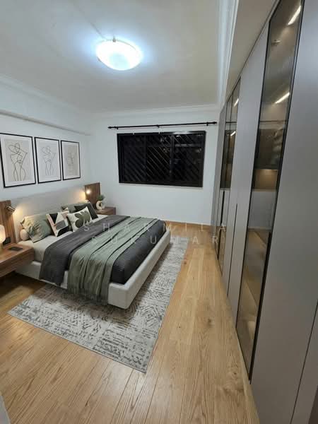 670 Woodlands Drive 71 HDB Flat For Sale at S$ 799,999 | PropertyGuru Singapore - Master Bedroom (Virtually Staged)