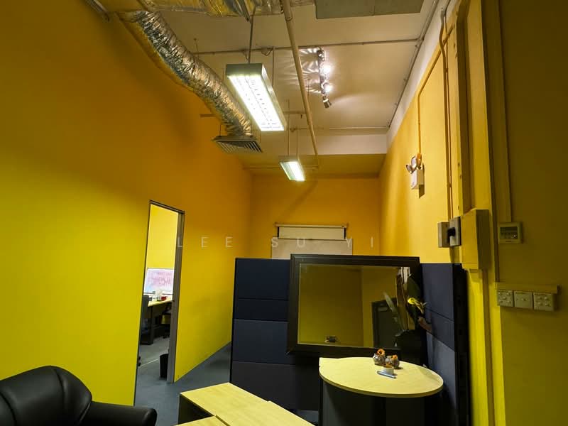 Ubi Techpark, 10 Ubi Crescent, 904 sqft, Light Industrial (B1) For Rent, by Lee Su Yi, 500047423 - Interior - CommercialGuru.com.sg