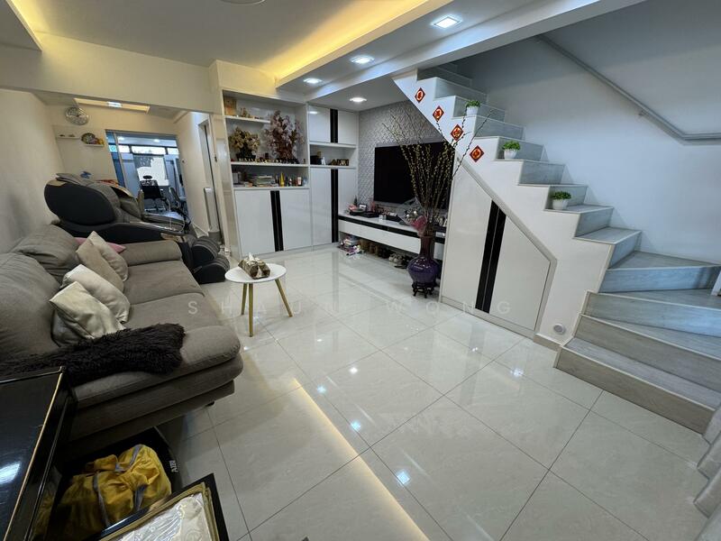 MacPherson Garden Estate, Jalan Gembira, 3 Bedrooms, 1,500 sqft, Terraced House For Sale, by Shaun Wong, 500047438 - Living Room - PropertyGuru.com.sg