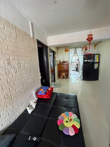 187 Boon Lay Avenue, 187 Boon Lay Avenue, 2 Bedrooms, 635 sqft, HDB Flat For Sale, by Andrew Tan, 500047450 - Living Room - PropertyGuru.com.sg