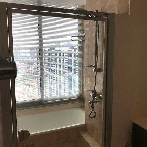 Kerrisdale Condominium For Sale at S$ 3,950,000 | PropertyGuru Singapore - Bathroom