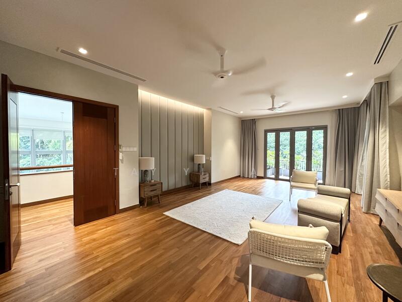 Good Class Bungalow near Tanglin, , 5 Bedrooms, 16,006 sqft, Good Class Bungalow For Rent, by Tay Yixian, 500047454 - Living Room - PropertyGuru.com.sg