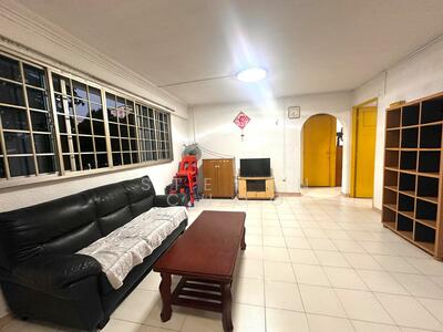 For Rent - 212 Bukit Batok Street 21