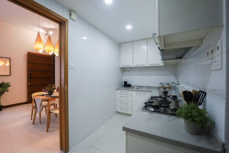 The Waterina Apartment For Sale at S$ 1,999,999 | PropertyGuru Singapore - Kitchen