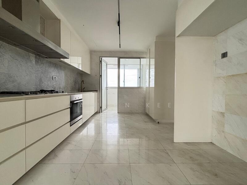 Reflections at Keppel Bay Condominium For Sale at S$ 3,450,000 | PropertyGuru Singapore - Kitchen