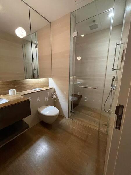 Hilltops Condominium For Sale at S$ 6,480,000 | PropertyGuru Singapore - Bathroom