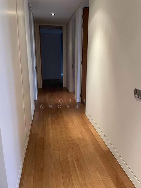 Hilltops Condominium For Sale at S$ 6,480,000 | PropertyGuru Singapore - Hallway