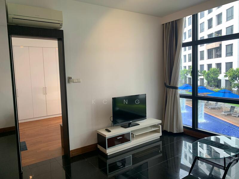 River Place Condominium For Sale at S$ 1,350,000 | PropertyGuru Singapore - Living Room