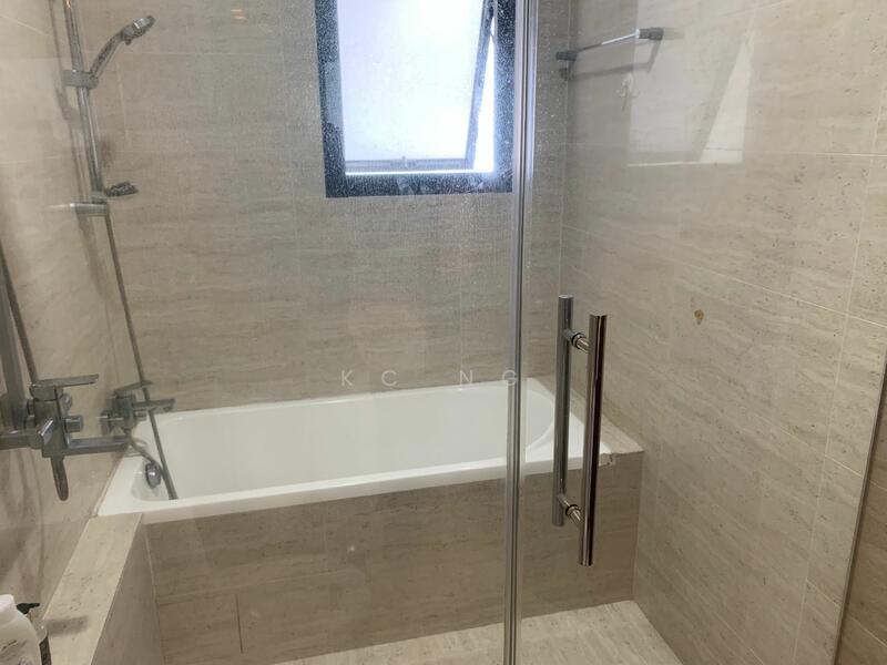 River Place Condominium For Sale at S$ 1,350,000 | PropertyGuru Singapore - Bathroom