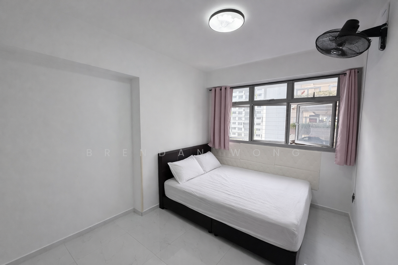 614A Tampines North Drive 1 HDB Flat For Sale at S$ 750,000 | PropertyGuru Singapore - Bedroom