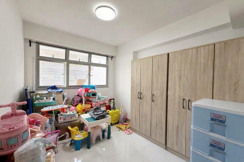 614A Tampines North Drive 1 HDB Flat For Sale at S$ 750,000 | PropertyGuru Singapore - Bedroom