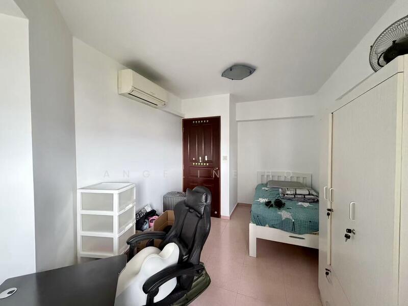 383 Bukit Batok West Avenue 5, 383 Bukit Batok West Avenue 5, Room Rental, 100 sqft, HDB Flat For Rent, by Angeline Ho, 500047540 - Bedroom - PropertyGuru.com.sg