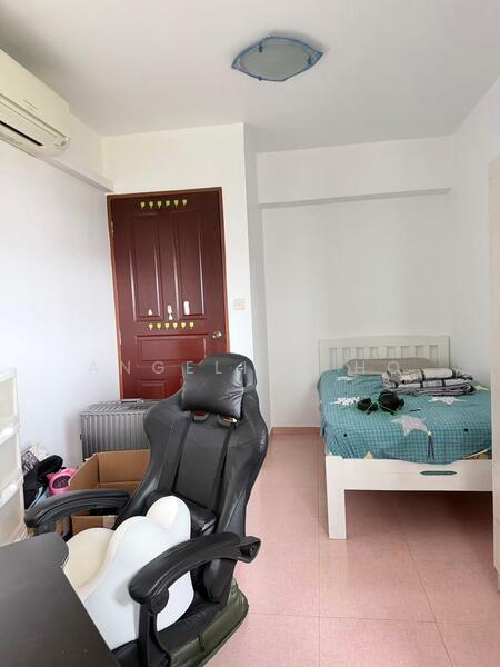 383 Bukit Batok West Avenue 5, 383 Bukit Batok West Avenue 5, Room Rental, 100 sqft, HDB Flat For Rent, by Angeline Ho, 500047540 - Bedroom - PropertyGuru.com.sg